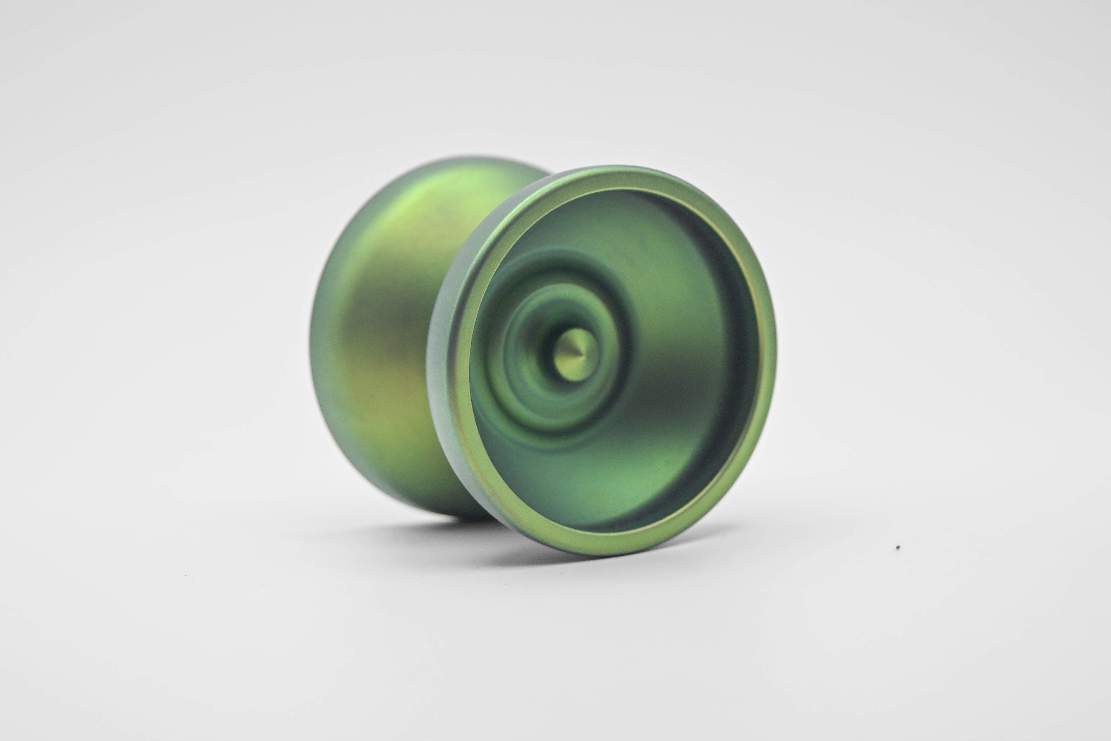 LOT#001 Titanium Peak Green Apple Anodized - LUFTVERK